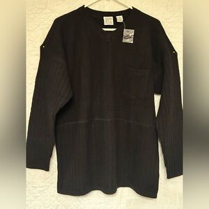 Field Gear Black long-sleeve waffle knit pullover sweater with a pocket Size M